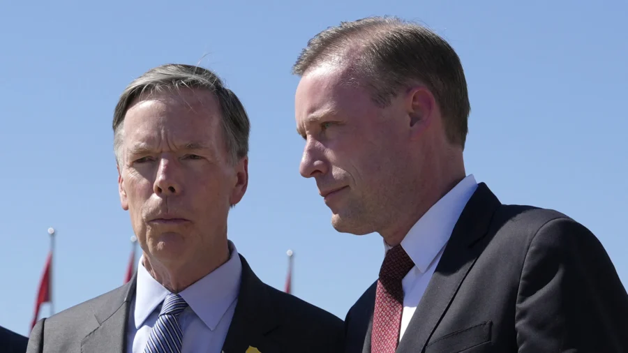 Top US Adviser in Beijing Amid Military, Economic Tensions