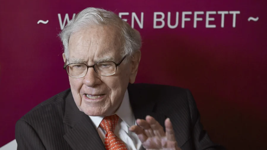 Warren Buffett’s Firm Sells Another $1 Billion of Bank of America Stock but Still Holds Almost 12 Percent