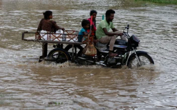 Thousands Evacuated as Cyclone Builds Off India and Pakistan’s Coast