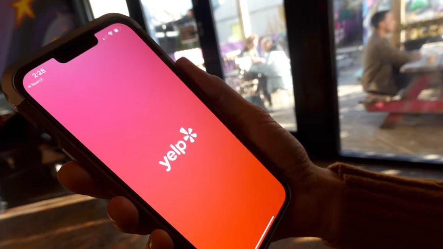 Yelp Sues Google, Alleges Monopoly on Search Engine Market
