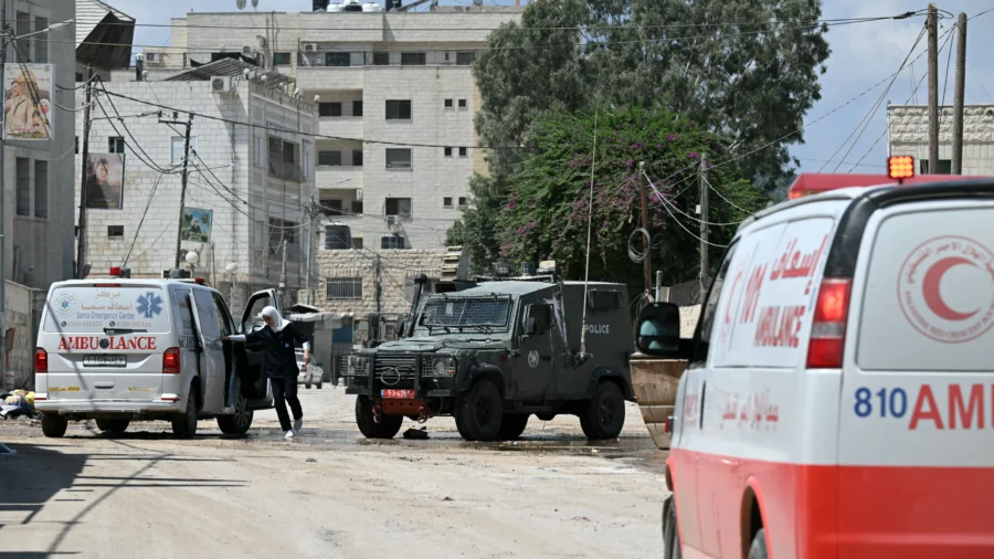 Israeli Forces Kill Hamas Leader in West Bank