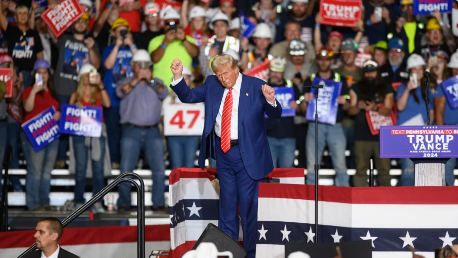 Trump Holds Rally in Johnstown, Pennsylvania