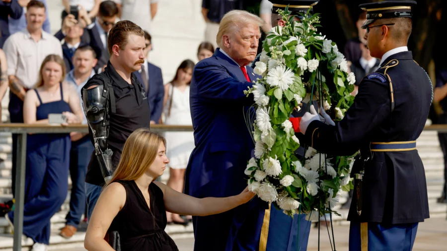 US Army Must Release Records on Incident During Trump Visit to Arlington Cemetery, Judge Rules