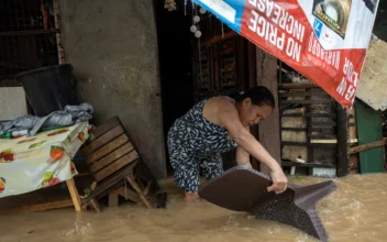 Tropical Storm Yagi Kills 7 in Philippines