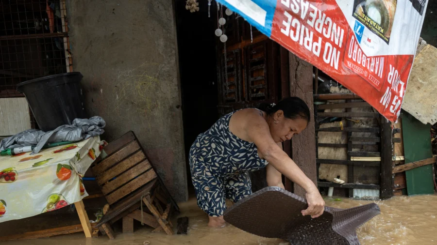 Tropical Storm Yagi Kills 7 in Philippines