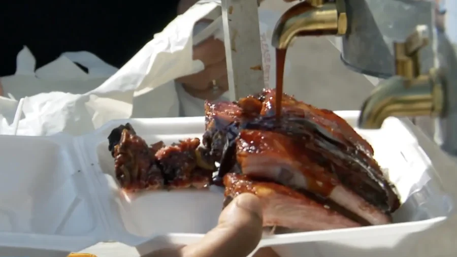 Barbecue Chefs Compete for $10,000 in Nevada