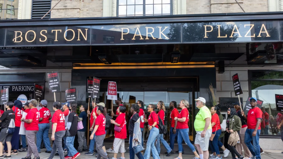 Over 10,000 Hotel Workers on Strike for Labor Day Weekend