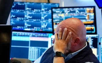 Dow Plunges More Than 500 Points as Weak Manufacturing Data Fuels Slowdown Fears