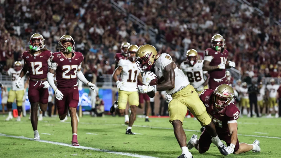 AP Top 25: Florida State Drops Out After 0–2 Start