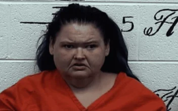 ‘1000-Lb. Sisters’ Star Amy Slaton Arrested on Drug Possession, Child Endangerment Charges