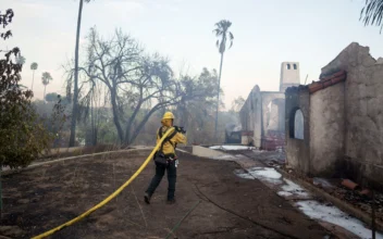 Wildfire Experts Share Tips on Fire Weather, Preventive Measures, and Retardants to Help Keep Your Home Safe