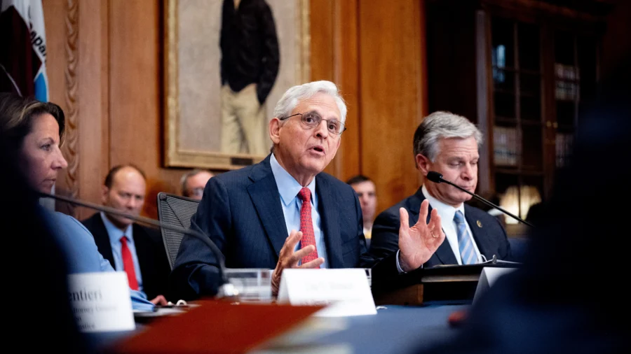 US Adversaries Ramp Up Election Interference Efforts