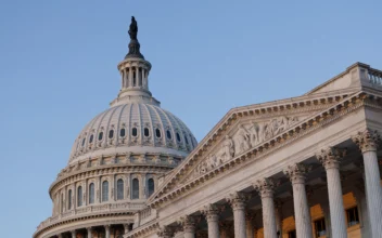 Expert Outlines Pros and Cons of Congress Extending Government Funding to December vs. March