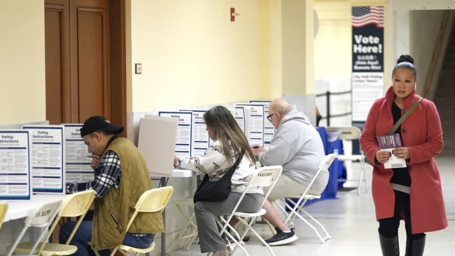 Inflation, Unemployment the Top Concerns for Voters: Economist