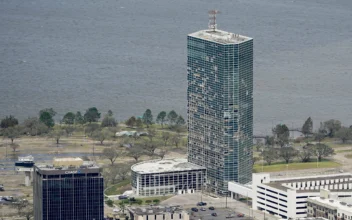 A Hurricane-Damaged Louisiana Skyscraper Is Imploded