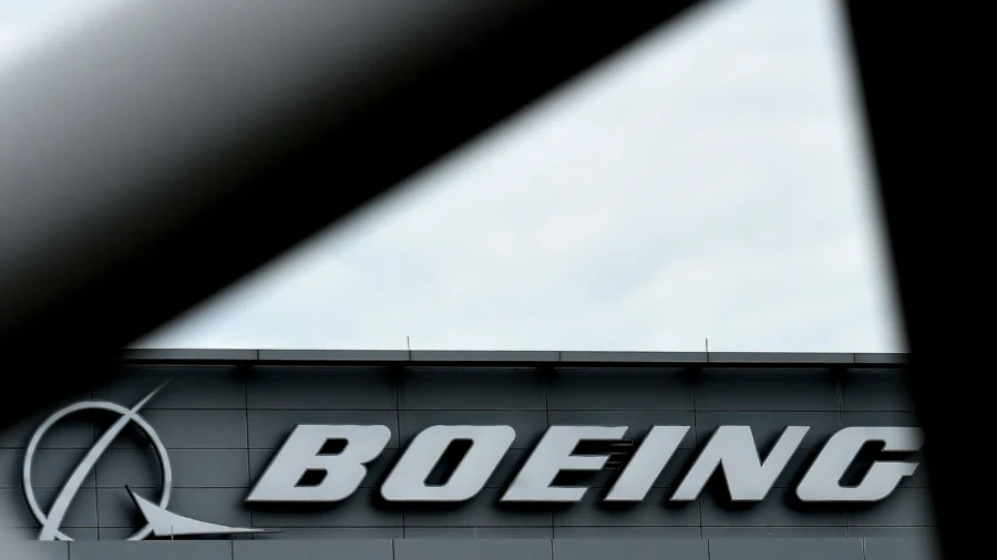 Boeing Reaches Tentative Labor Deal With 25 Percent Pay Hike, New Plane Commitment