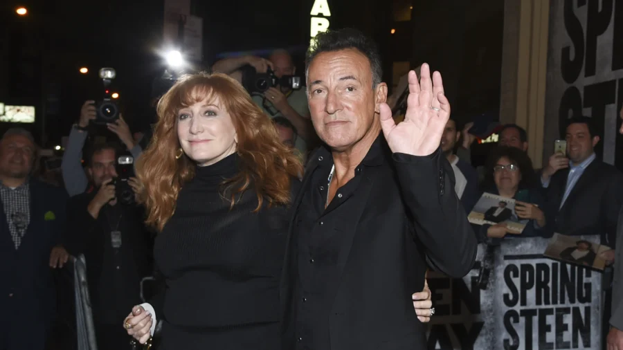 Patti Scialfa, Bruce Springsteen’s Wife and Bandmate, Reveals Cancer Diagnosis