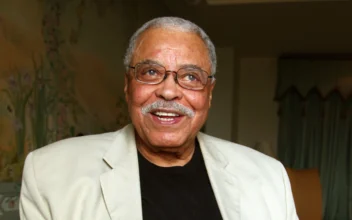 James Earl Jones, Longtime Actor Who Voiced Darth Vader, Dies at 93