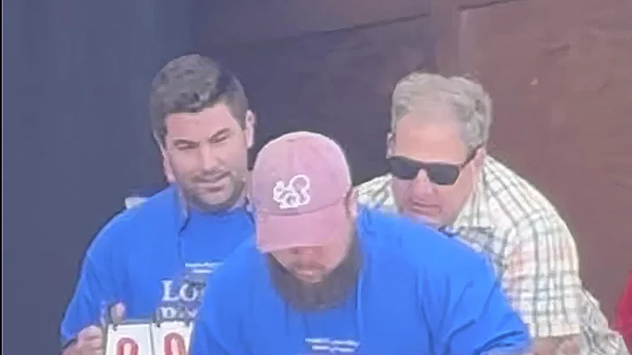 New Hampshire Governor Helps Save Man Choking on Lobster Roll at Eating Contest