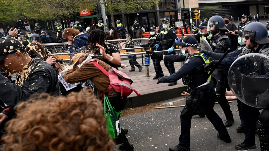 Dozens Arrested as Melbourne Anti-War Protests Turn Violent