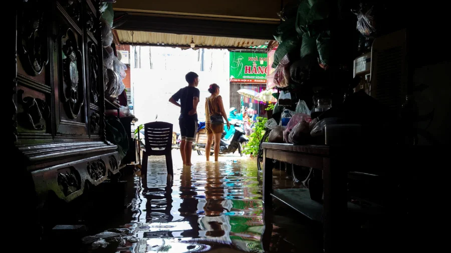 Hanoi Flooded by Swollen River as Typhoon Yagi Leaves 179 Dead