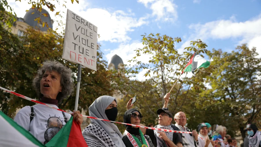 Islamic Influencer Calls for Intifada in Paris