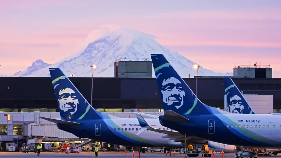 Pilots of Alaska Airlines Jet Braked to Avoid Possible Collision With Southwest Plane