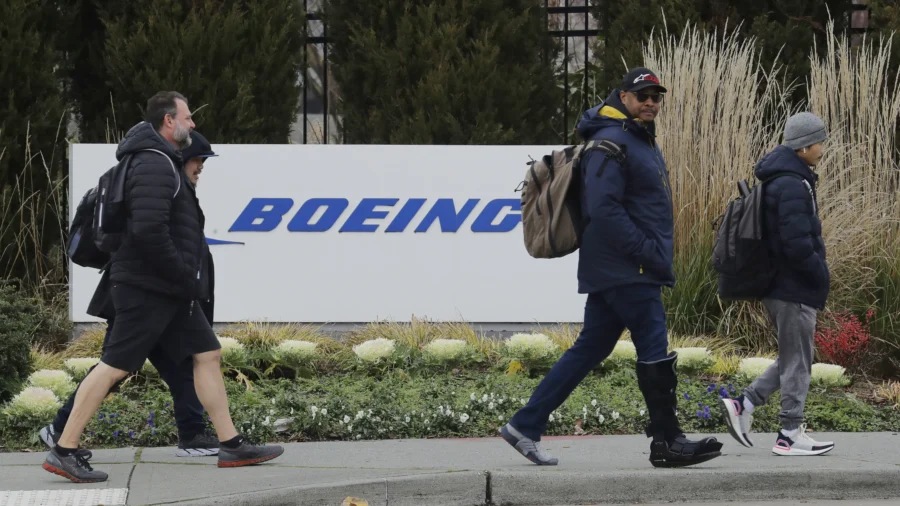 Boeing Workers Vote on Contract as Potential Strike Looms