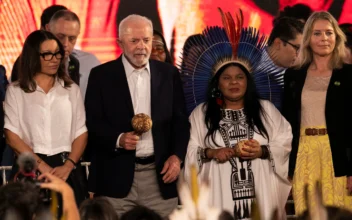 Brazil Indigenous Group Hails Sacred Cloak’s Homecoming After Centuries in Europe