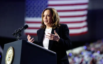 Harris Campaigns in Wilkes Barre, Pennsylvania