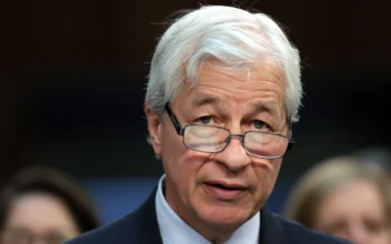 JPMorgan CEO Hints at Looming Crisis Worse Than Recession