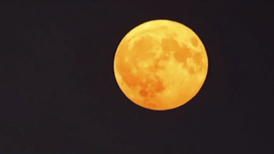 Rare Supermoon and Lunar Eclipse Light Up the Sky