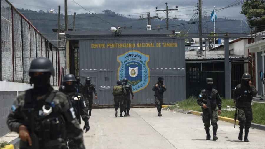 Attempted Prison Escape in Honduras Leaves 2 Inmates Dead and 3 Injured