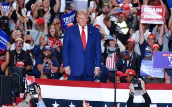 Trump Rallies in Wilmington, North Carolina