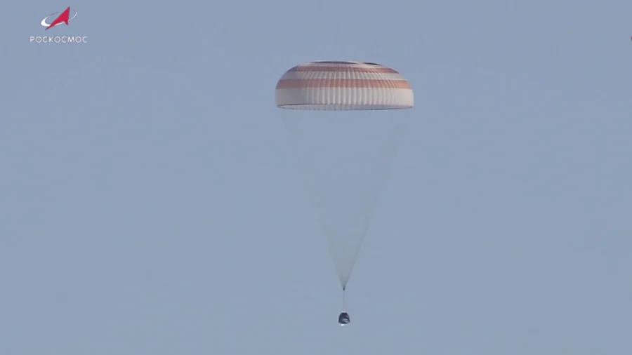 Soyuz Capsule With 2 Russians and 1 American From International Space Station Returns to Earth