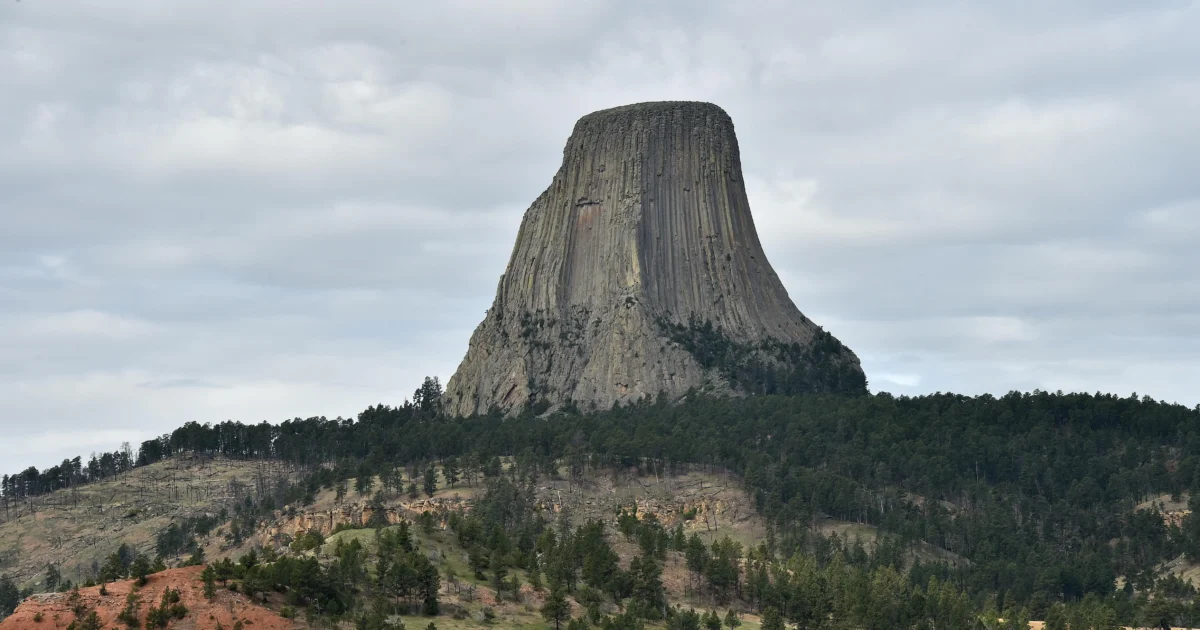 21YearOld Climber Dies After Fall Off Devils Tower in Wyoming