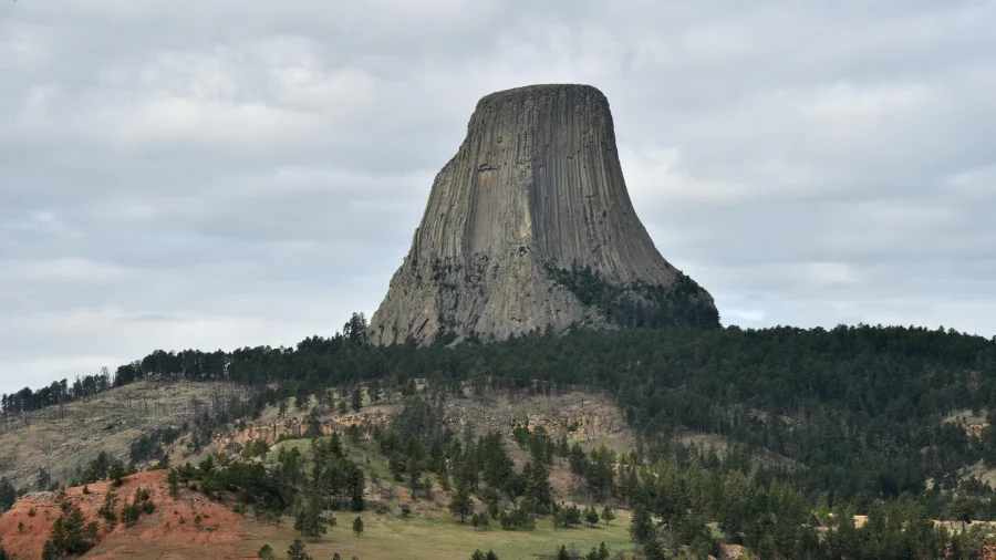 21-Year-Old Climber Dies After Fall Off Devils Tower in Wyoming, Partner Left Stranded