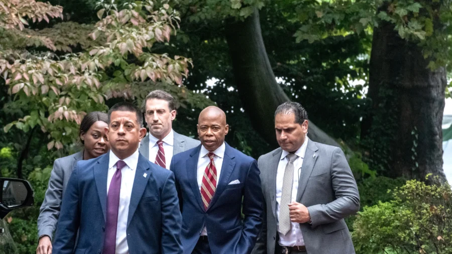Federal Agents Search NYC Mayor's Residence as He Faces Indictment