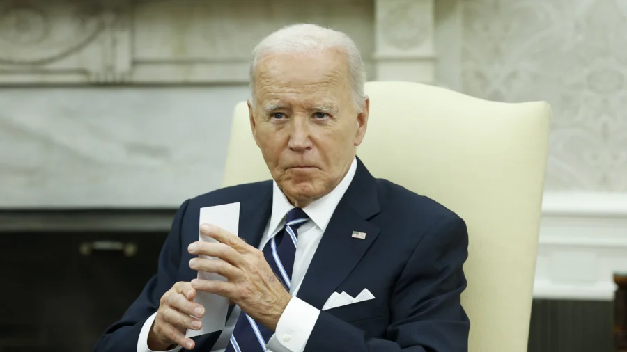 Biden Signs Stopgap Funding Bill to Prevent Pre-Election Government Shutdown