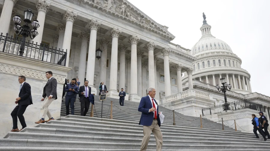 Budget Process in Congress Is 'Broken': Expert