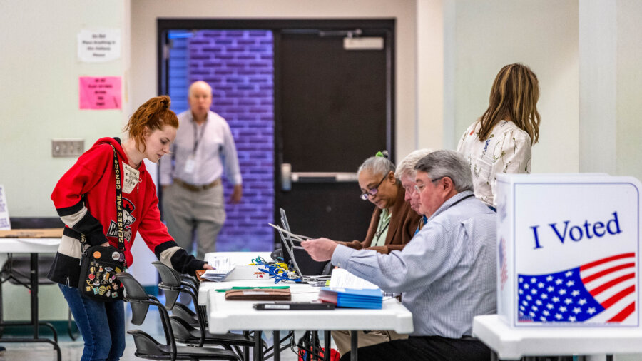 Nearly 750,000 Purged From North Carolina’s Voter Rolls