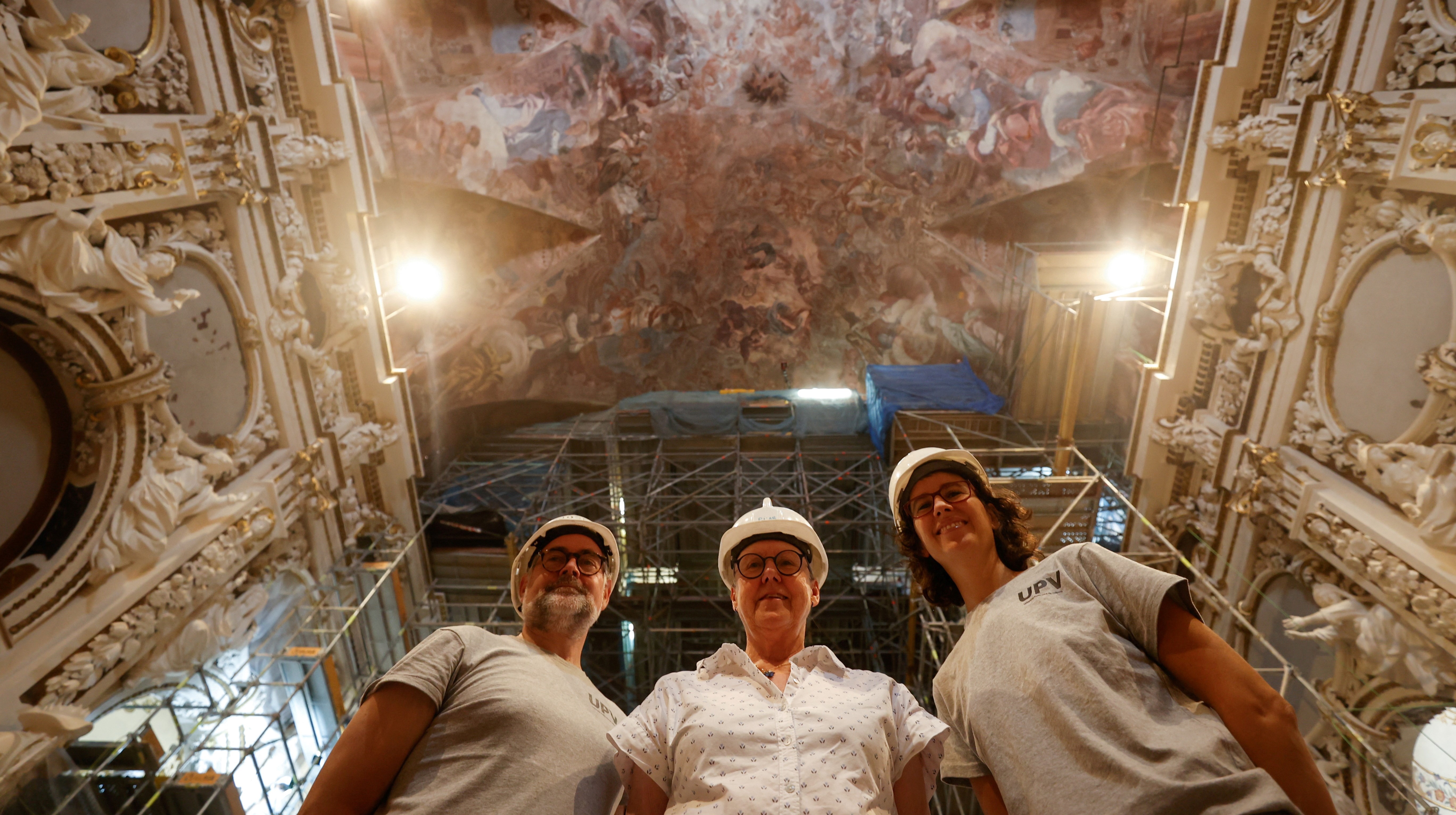 Spanish Mother and Daughter Train Bacteria to Restore Church Frescoes NTD