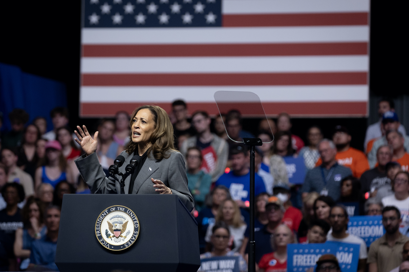 Harris Campaigns in Nevada NTD