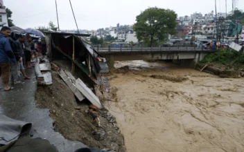 Flooding Deaths in Nepal Reach 193 as Recovery Work Is Stepped Up