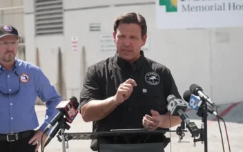 DeSantis Holds Media Briefing in Bradenton