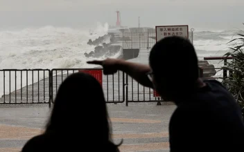 Taiwan Shuts Down for Typhoon Krathon, Bringing Torrential Rain