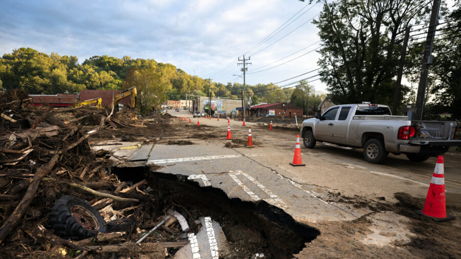 Tennessee Residents Ravaged by Hurricane Helene Tell of Community Pulling Together