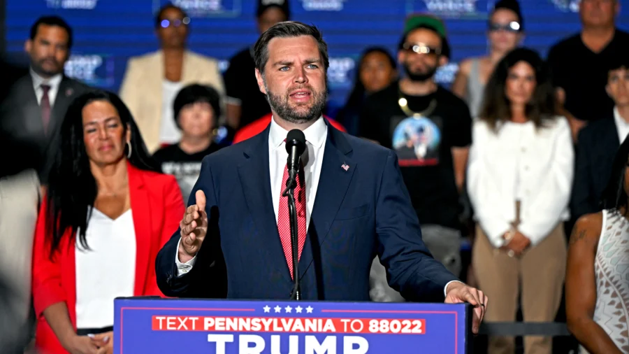 Vance Delivers Remarks in Auburn Hills, Michigan