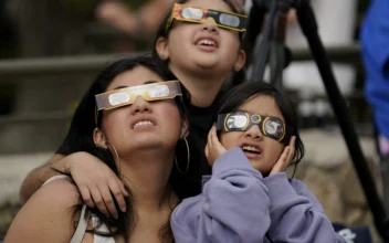 Skywatchers Gather to Watch Solar Eclipse