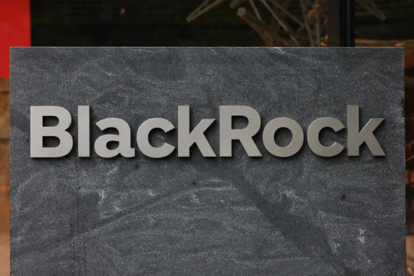 BlackRock Warns Western Firms About China–Russia Ties